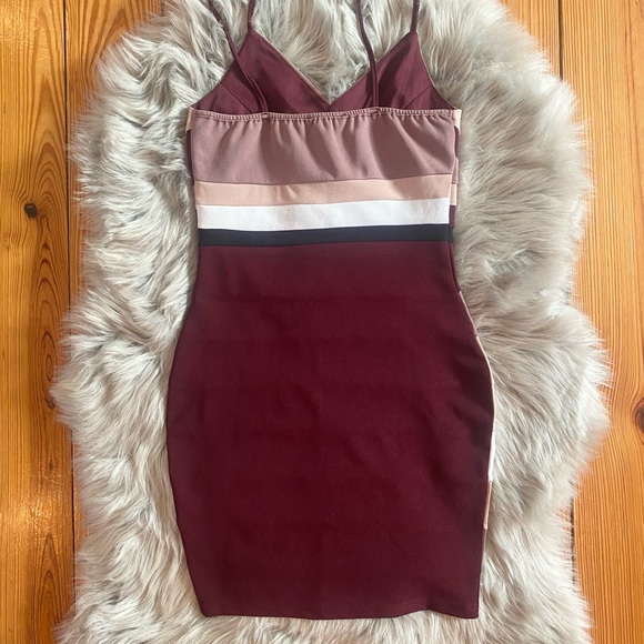 Agaci Color Block Body-con Dress - Picture 5 of 6